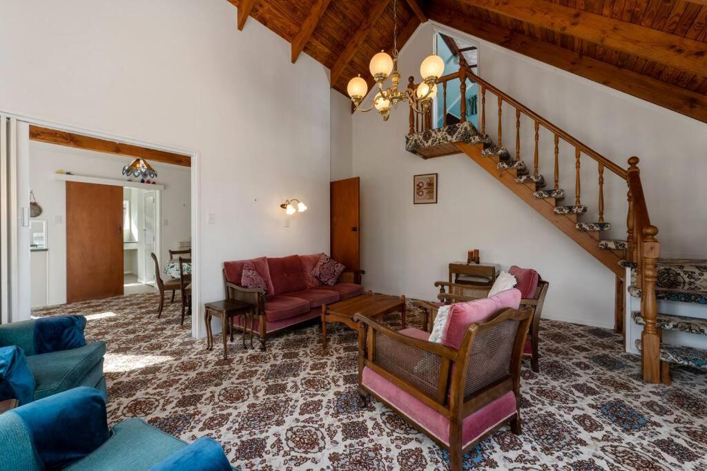 Charming Hideaway Villa Таупо Екстериор снимка